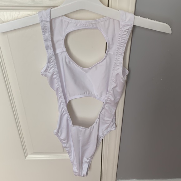 Mean Girls Halloween Costume XS Woman’s - Picture 6 of 8